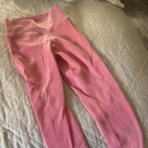 Women's Ribbed Pink Leggings